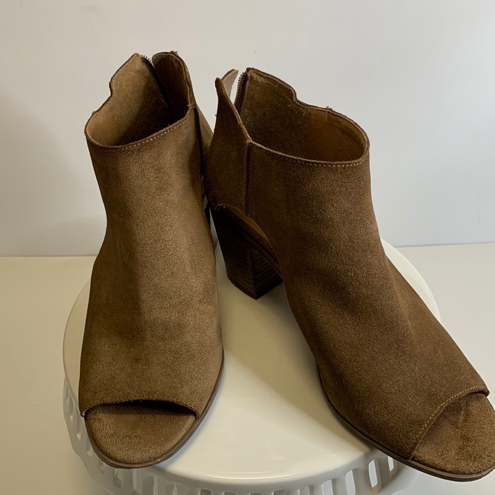 Lucky Brand open toe suede booties